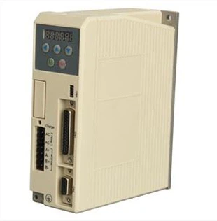 Servoaccionamiento fácil de alimentación de CA/CC LCD